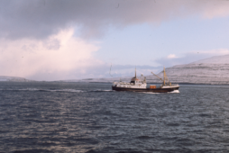 Pride við Nólsoynni í Baksýni - helst ávegis til Suðuroyar